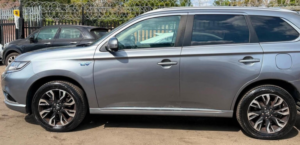 2016 Mitsubishi Outlander 2.0h 12kwh Gx5hs CVT 4WD Euro 6 (s/s) 5dr in Grey — image 4