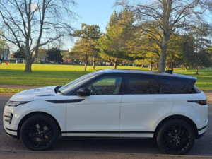 2020 Land Rover Range Rover Evoque 2.0 D180 Mhev R-Dynamic Hse Auto 4WD Euro 6 (s/s) 5dr in White — image 5