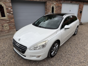 2013 Peugeot 508 Sw 2.0 Hdi Allure in White — image 2