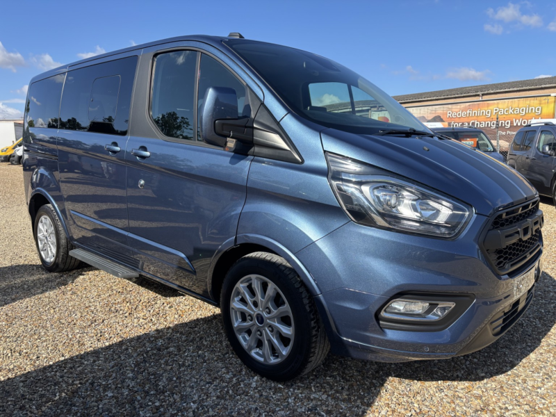 2020 Ford Tourneo Custom Drive Transfer Wav Automatic Wheelchair Accessible Vehicle 2.0 320 Ecoblue Titanium in Blue — image 1