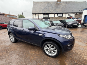 2016 Land Rover Discovery Sport Td4 Hse in Blue — image 6