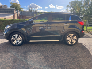 2014 Kia Sportage 2.0 Crdi Kx-3 SUV 5dr Diesel Manual AWD Euro 5 (134 Bhp) in Black — image 4