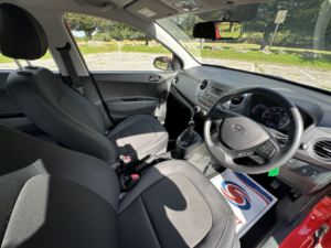 2019 Hyundai I10 1.2 Se 5dr Auto, Petrol, Red + Great History / Low Miles in Red — image 4