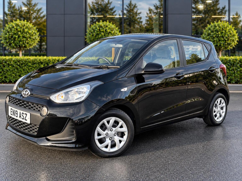 2019 Hyundai I10 1.0 Se Euro 6 5dr in Black — image 1