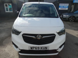 2019 Vauxhall Combo 1.6 Turbo D 2300 Sportive L1 H1 Euro 6 (s/s) 4dr in White — image 2