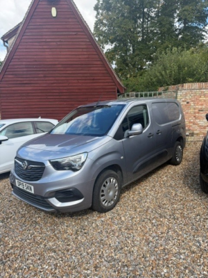 2019 Vauxhall Combo 1.6 Turbo D 2300 Sportive in Grey — image 3