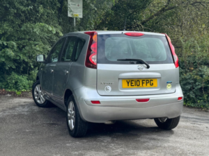 2010 Nissan Note 1.4 16v Acenta Euro 4 5dr in Silver — image 2