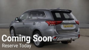 2020 Mitsubishi Outlander 2.4h Twinmotor 13.8kwh Dynamic SUV 5dr Petrol Plug-In Hybrid CVT 4WD Euro 6 (s/s) (224 Ps) in Grey — image 3