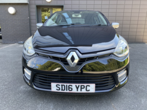 2016 Renault Clio 0.9 Dynamique S Nav Tce 90 in Black — image 5