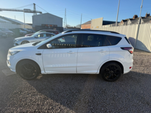 2017 Ford Kuga 2.0 Tdci St-Line X Euro 6 (s/s) 5dr in White — image 6