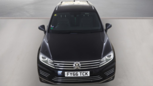 2016 Volkswagen Touareg 3.0 Tdi V6 Bluemotion Tech R-Line in Black — image 4
