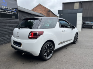 2014 Citroen Ds3 1.6 Vti Dstyle Plus in White — image 3