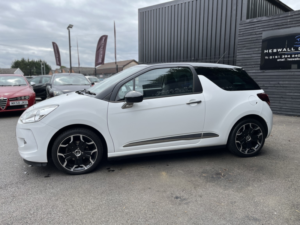 2014 Citroen Ds3 1.6 Vti Dstyle Plus in White — image 6