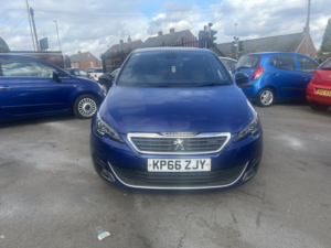 2016 Peugeot 308 1.6 Bluehdi Gt Line in Blue — image 4