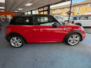 2014 MINI Hatch 1.5 Cooper Euro 6 (s/s) 3dr in Red — image 3