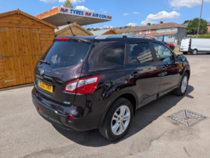 2010 Nissan Qashqai+2 1.5 Dci Acenta in Black — image 5