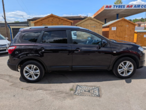 2010 Nissan Qashqai+2 1.5 Dci Acenta in Black — image 6