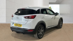 2016 Mazda Cx-3 1.5 Skyactiv-D Sport Nav in Silver — image 3