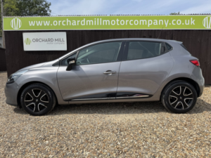 2014 Renault Clio 0.9 Dynamique Medianav Tce 90 Stop & Start in Grey — image 3