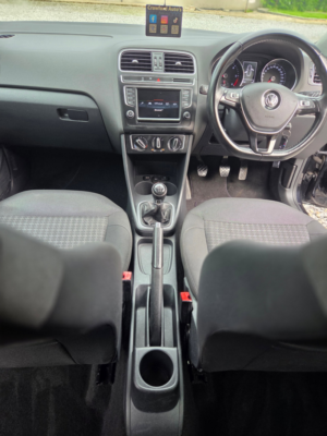 2015 Volkswagen Polo 1.4 Tdi Bluemotion Tech Se Hatchback 5dr Diesel Manual Euro 6 (s/s) (75 Ps) in Black — image 6