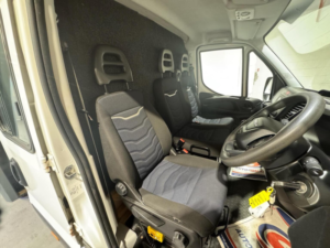 2022 Iveco Daily 2.3d Hpi 14v Business 35c 3450 Mwb Euro 6 (s/s) 4dr (drw) in White — image 3