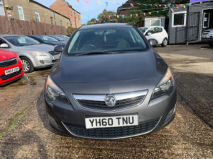 2010 Vauxhall Astra 1.6 16v Sri Euro 5 5dr in Grey — image 2