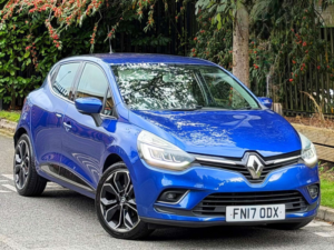 2017 Renault Clio 0.9 Tce Dynamique S Nav Hatchback 5dr Petrol Manual Euro 6 (s/s) (90 Ps) in Blue — image 2