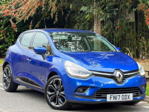 2017 Renault Clio 0.9 Tce Dynamique S Nav Hatchback 5dr Petrol Manual Euro 6 (s/s) (90 Ps) in Blue — image 3