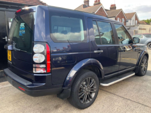 2016 Land Rover Discovery 4 3.0 Sd V6 Graphite Auto 4WD Euro 6 (s/s) 5dr in Blue — image 6