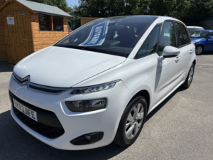 2013 Citroen C4 Picasso 1.6 E-Hdi Airdream Vtr+ Automatic in White — image 2