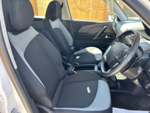 2013 Citroen C4 Picasso 1.6 E-Hdi Airdream Vtr+ Automatic in White — image 5