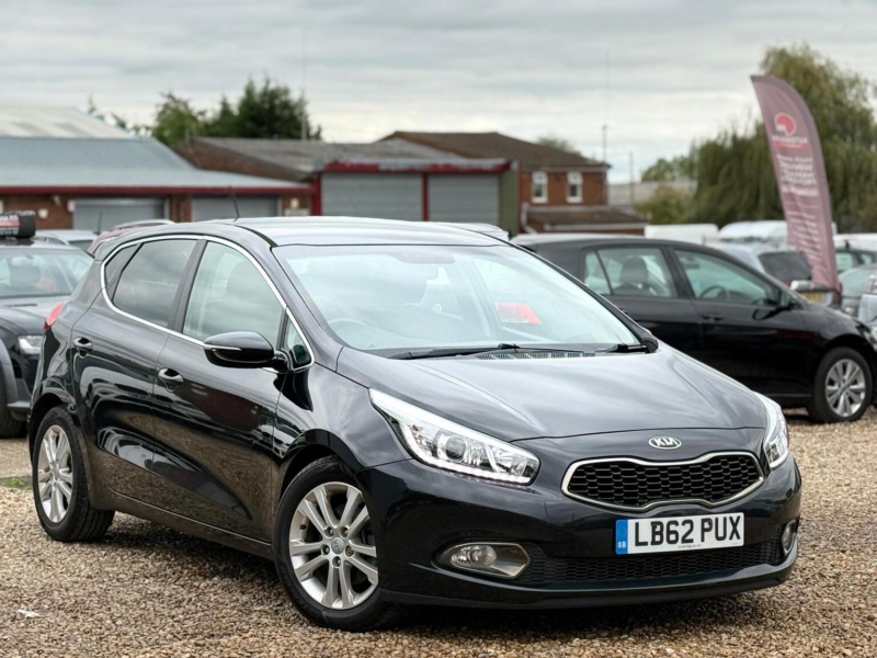 2012 Kia Ceed 1.6 Gdi 3 Dct Euro 5 5dr in Black — image 1