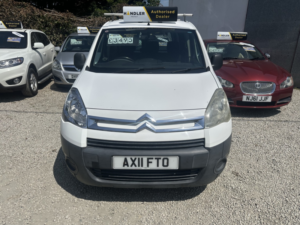 2011 Citroen Berlingo 1.6 Hdi 850 Enterprise Special Edition in White — image 2