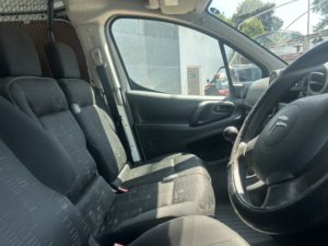 2011 Citroen Berlingo 1.6 Hdi 850 Enterprise Special Edition in White — image 4