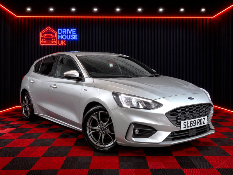 2019 Ford Focus 1.0 T Ecoboost St-Line in Silver — image 1