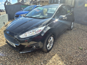 2013 Ford Fiesta 1.3 Zetec in Black — image 2