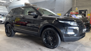 2013 Land Rover Range Rover Evoque 2.2 Sd4 Prestige 4WD Automatic Diesel Black 5dr Leather+satnav+cruise in Black — image 4
