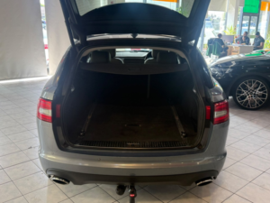 2013 Jaguar Xf 3.0 D V6 Premium Luxury in Grey — image 5