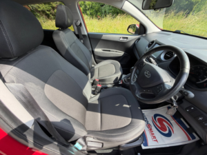 2018 Hyundai I10 1.2 Premium Se Hatchback 5dr Petrol Auto Euro 6 (87 Ps) in Red — image 4