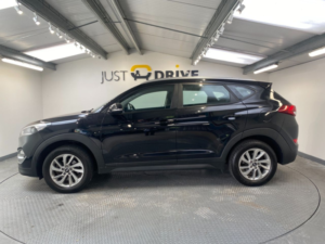 2017 Hyundai Tucson 1.7 Crdi Blue Drive Se Nav SUV 5dr Diesel Manual Euro 6 (s/s) (116 Ps) in Black — image 2