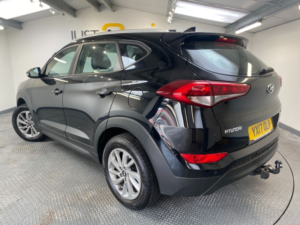 2017 Hyundai Tucson 1.7 Crdi Blue Drive Se Nav SUV 5dr Diesel Manual Euro 6 (s/s) (116 Ps) in Black — image 3