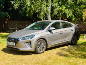 2022 Hyundai Ioniq 1.6 H-Gdi 8.9kwh Premium Hatchback 5dr Petrol Plug-In Hybrid Dct Euro 6 (s/s) (141 Ps) in Grey — image 4