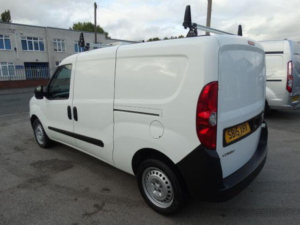 2015 Vauxhall Combo 1.3 Cdti 2300 16v Fwd L2 H1 3dr in White — image 6