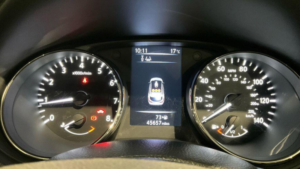 2014 Nissan Qashqai 1.2 Dig-T Acenta Premium 2WD Euro 5 (s/s) 5dr in White — image 3