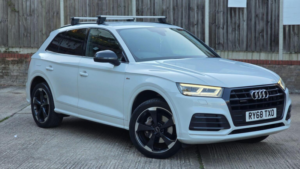 2019 Audi Q5 2.0 Tdi 40 Black Edition S Tronic Quattro Euro 6 (s/s) 5dr in White — image 2