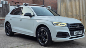 2019 Audi Q5 2.0 Tdi 40 Black Edition S Tronic Quattro Euro 6 (s/s) 5dr in White — image 4
