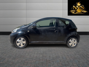 2009 Toyota Aygo 1.0 Vvt-I Black in Black — image 4