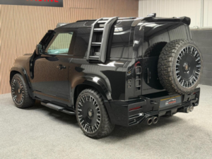 2025 Land Rover Defender 90 3.0 D350 Mhev X-Dynamic Hse Hard Top SUV Auto 4WD Swb Euro 6 (s/s) 3dr in Black — image 2