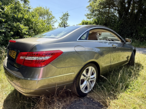 2010 Mercedes-Benz E Class E250 Cdi (201) Se*leather-Bt-Fsh-Cruise*outstanding* in Grey — image 4