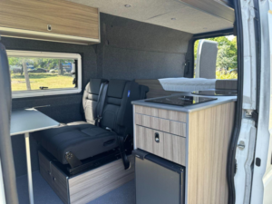 2018 Citroen Relay Off Grid Camper Van 2.0 Bluehdi 35 Enterprise in White — image 2